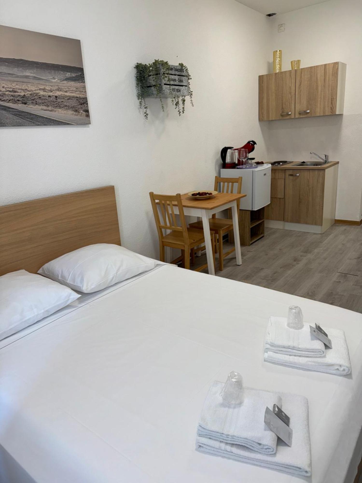 B&B Ilien Μπελλιντσόνα Εξωτερικό φωτογραφία